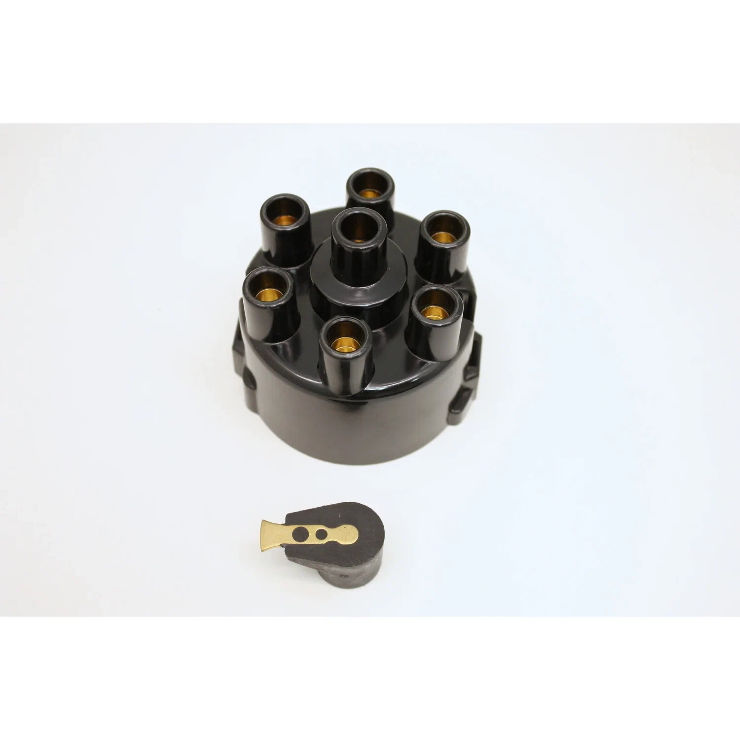 Replacement Cap And Rotor Kit for 6 Cylinder Distributor Black D606600